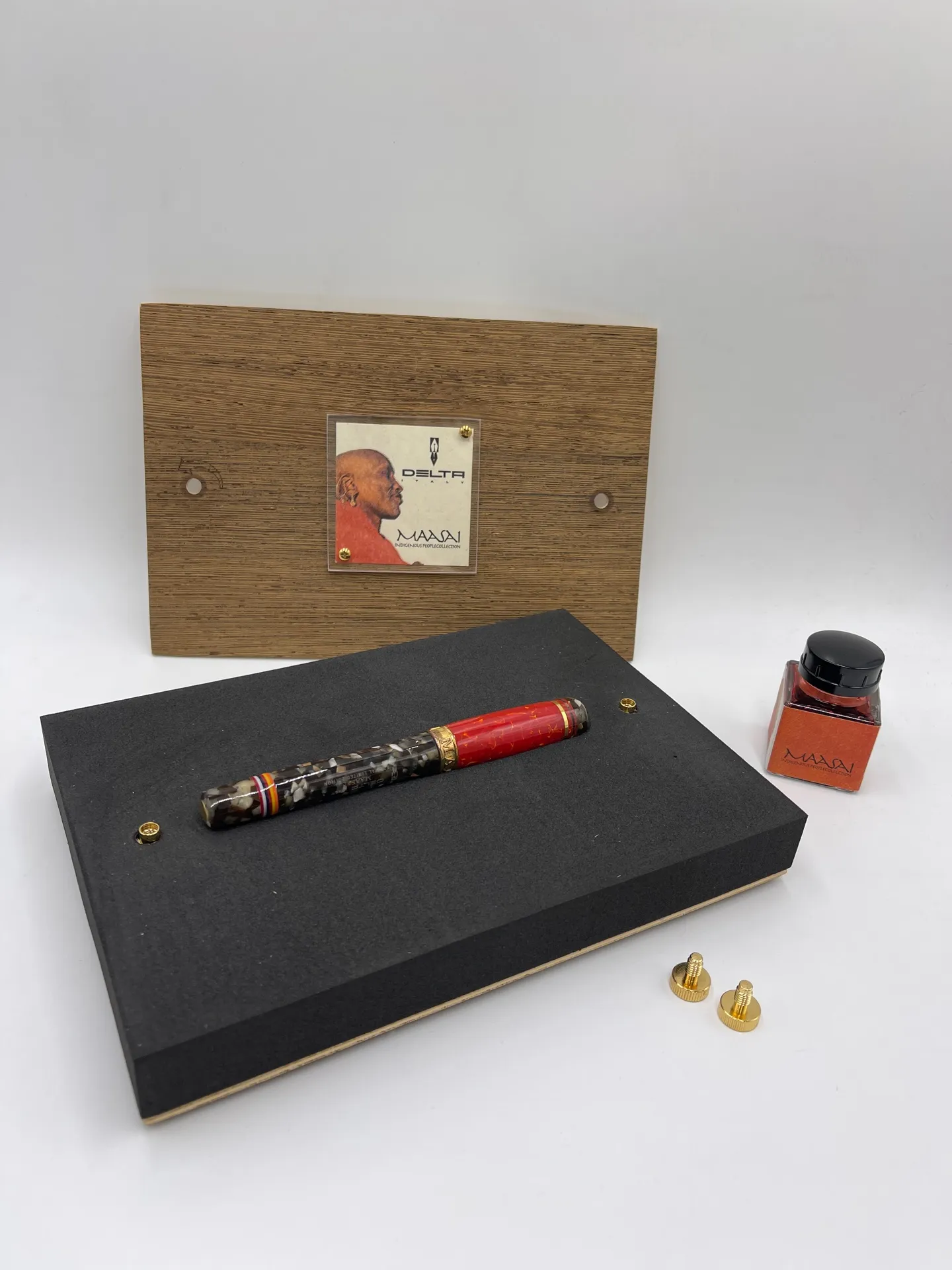 Ручка DELTA MASSAI, перо